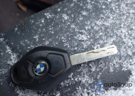 2001 BMW 325I z USA, uszkodzony, nr VIN WBAAV33491FU79181